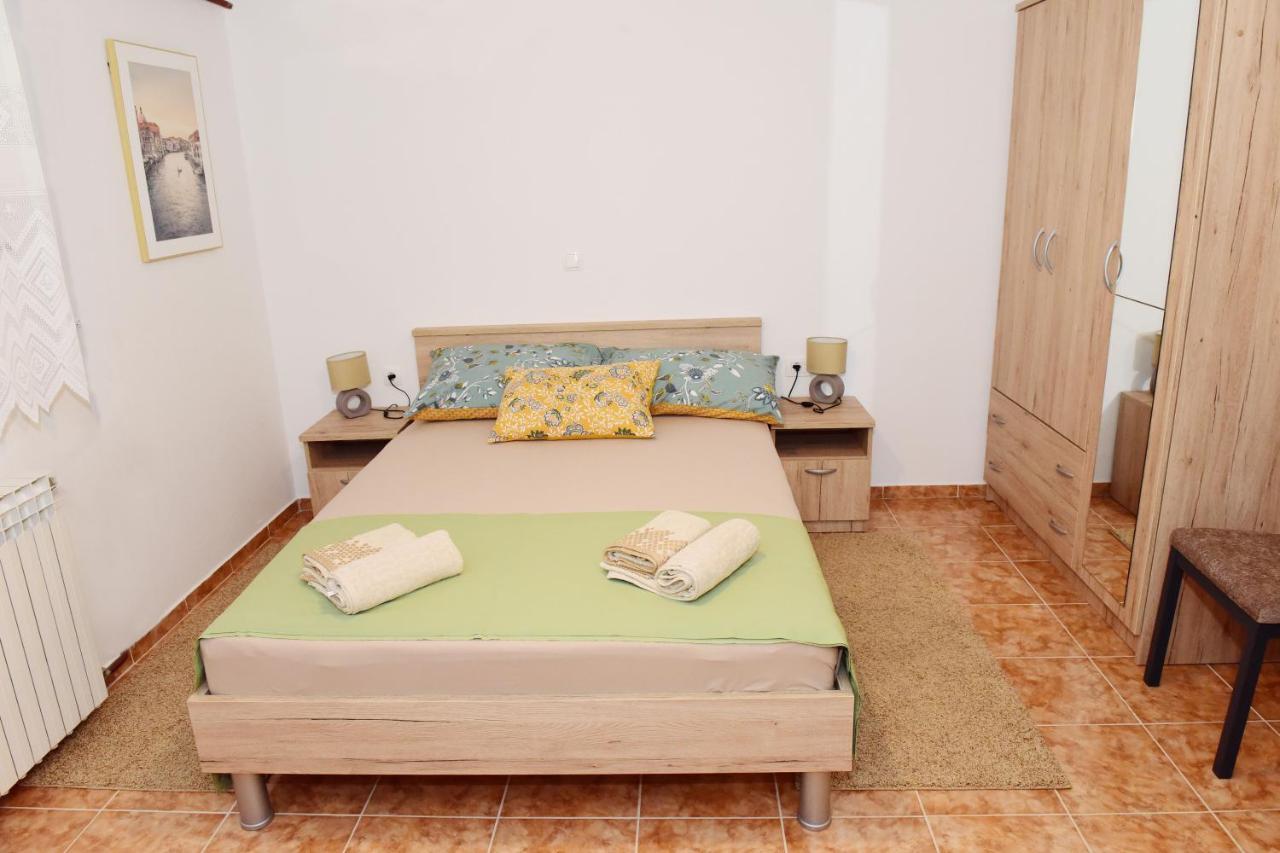 Apartman Bingo Josipdol Exterior foto