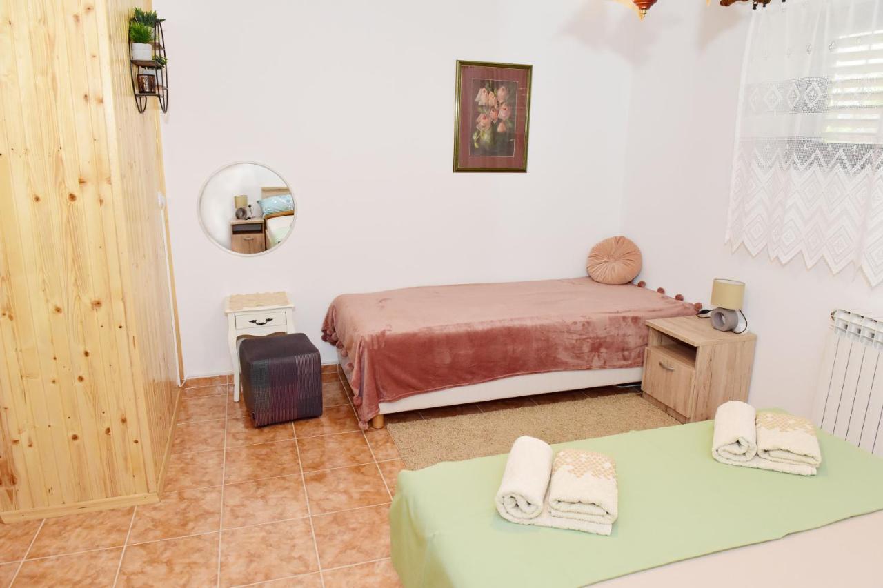 Apartman Bingo Josipdol Exterior foto